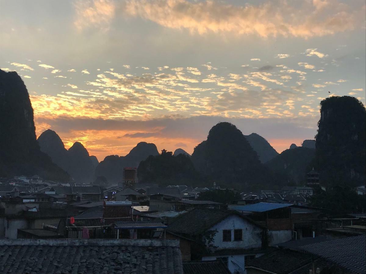 Monkey Jane'S Guesthouse Yangshuo Exteriör bild